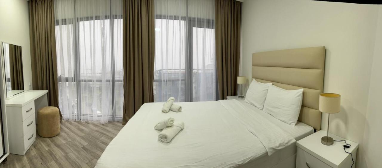Holiday Premium Apartments Batumi Bagian luar foto