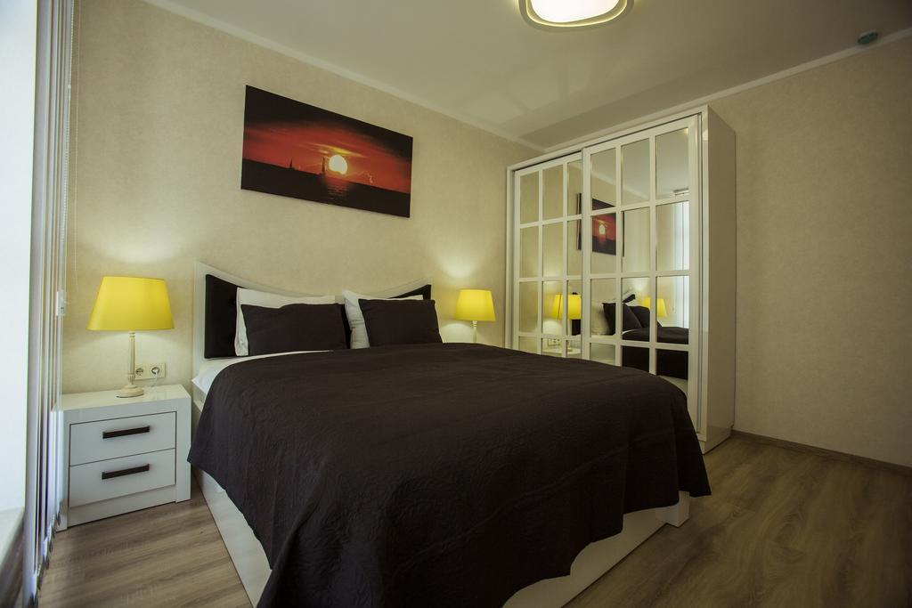 Holiday Premium Apartments Batumi Bagian luar foto