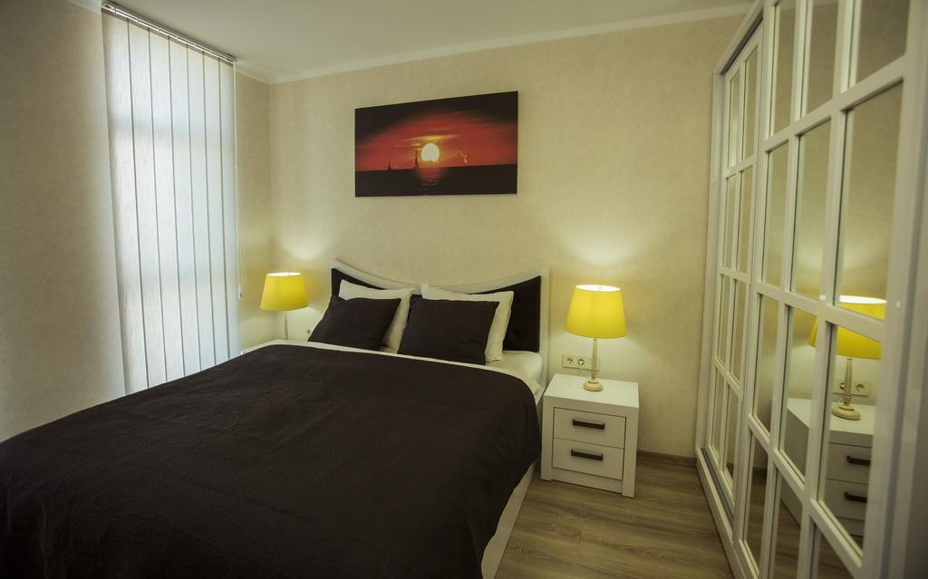 Holiday Premium Apartments Batumi Bagian luar foto