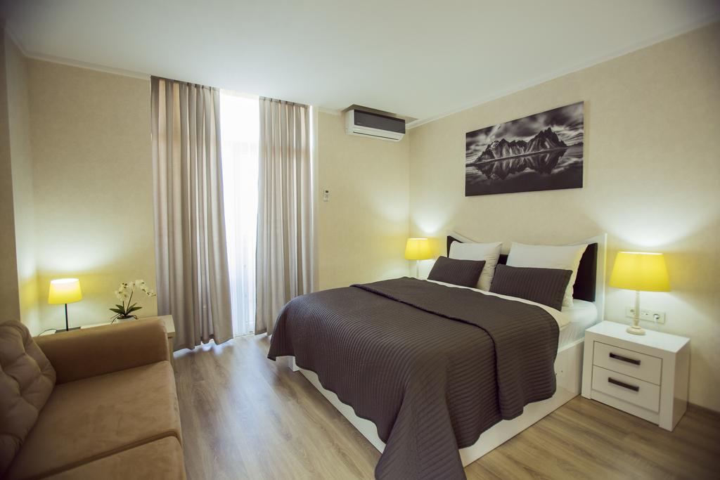 Holiday Premium Apartments Batumi Bagian luar foto