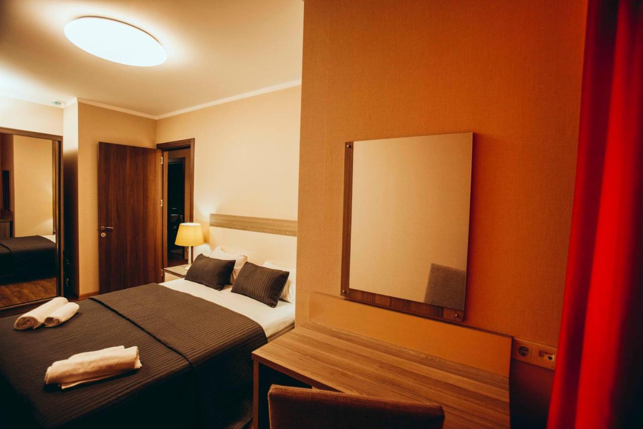 Holiday Premium Apartments Batumi Bagian luar foto