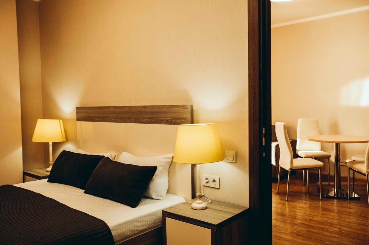 Holiday Premium Apartments Batumi Bagian luar foto